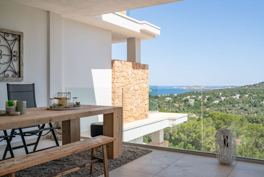 315977113_10220120696752364_2990848577828371711_n