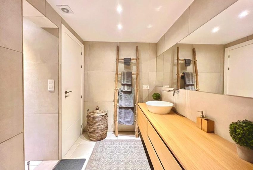 316126332_10220120702632511_8243908072401087856_n