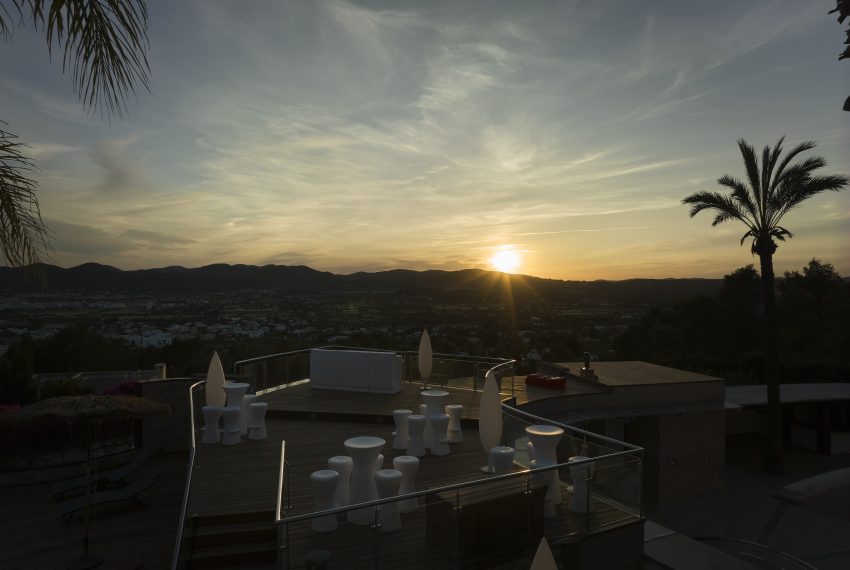 Todos los derechos reservados © www.nachodorado.com